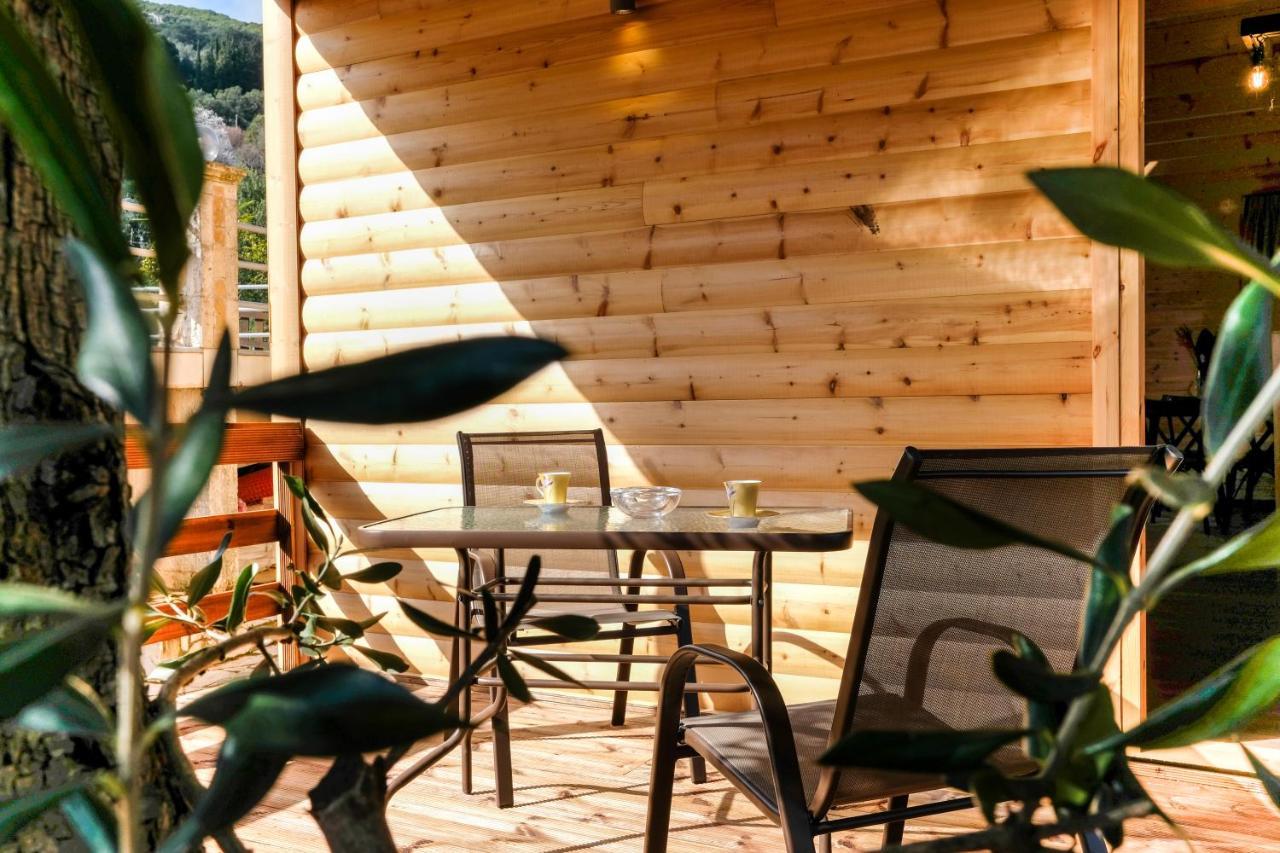 Romantic Tree House Káto Pavliána Kültér fotó